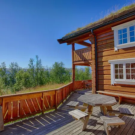 Large Retreat Perfect For Family Gatherings Beitostolen