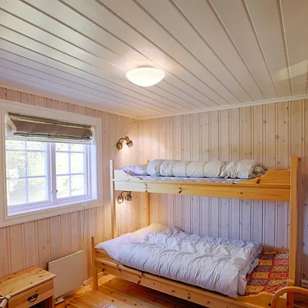 Large Retreat Perfect For Family Gatherings Beitostolen